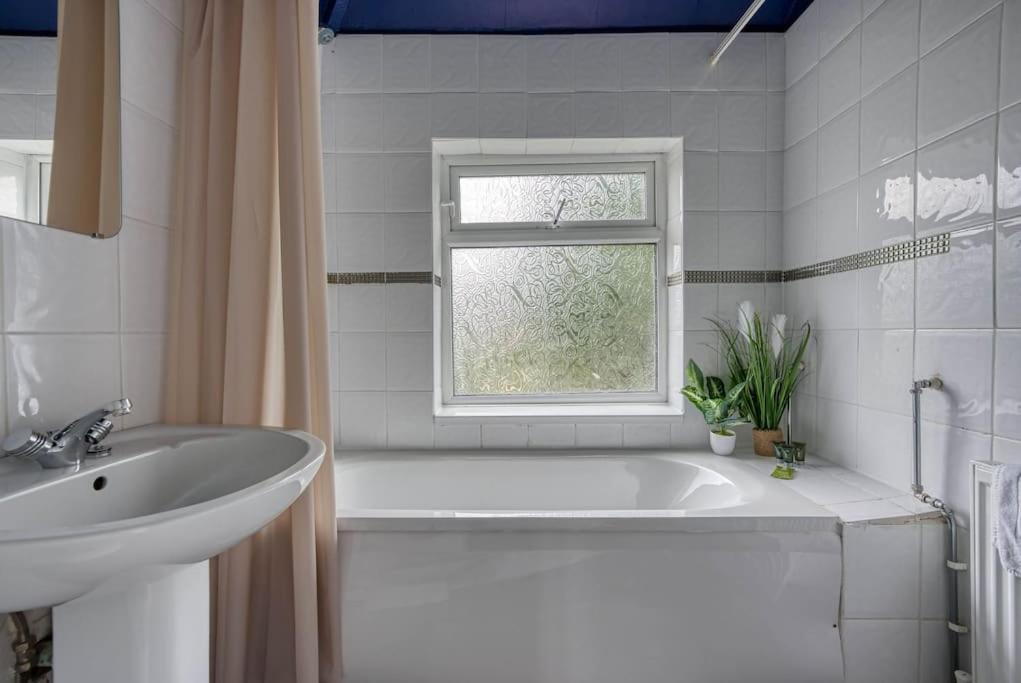 Stylish Home - Fast Wi-Fi-Free Parking Nottingham Esterno foto