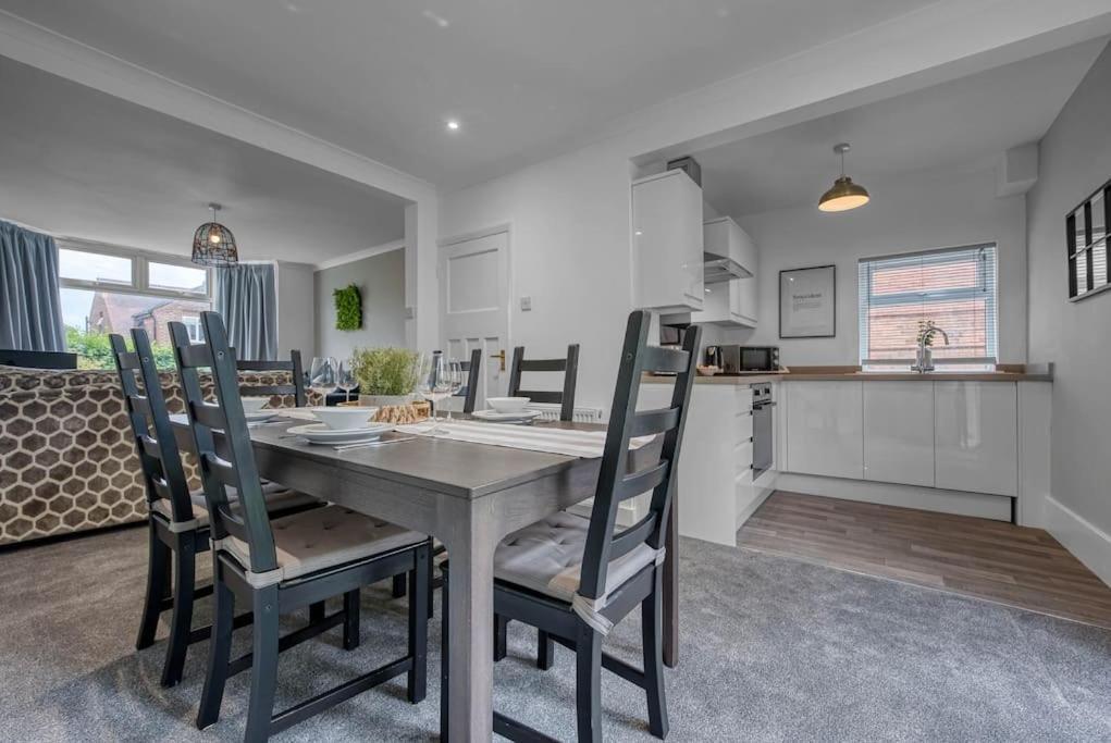 Stylish Home - Fast Wi-Fi-Free Parking Nottingham Esterno foto